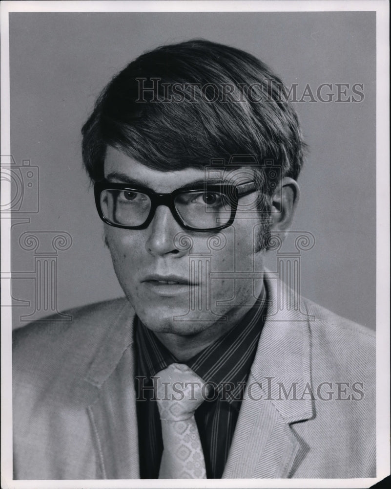 1971 Press Photo David L. Berkey Sports Intern- Historic Images