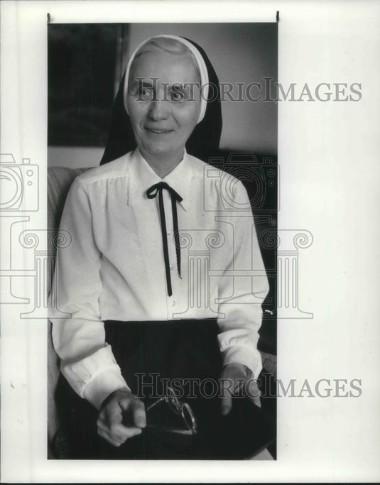 1985 Press Photo Urauline College Mother Superior sister Rose Angela- Historic Images