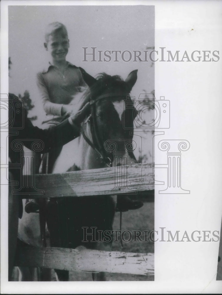 1966 Press Photo Roy Adams - Historic Images