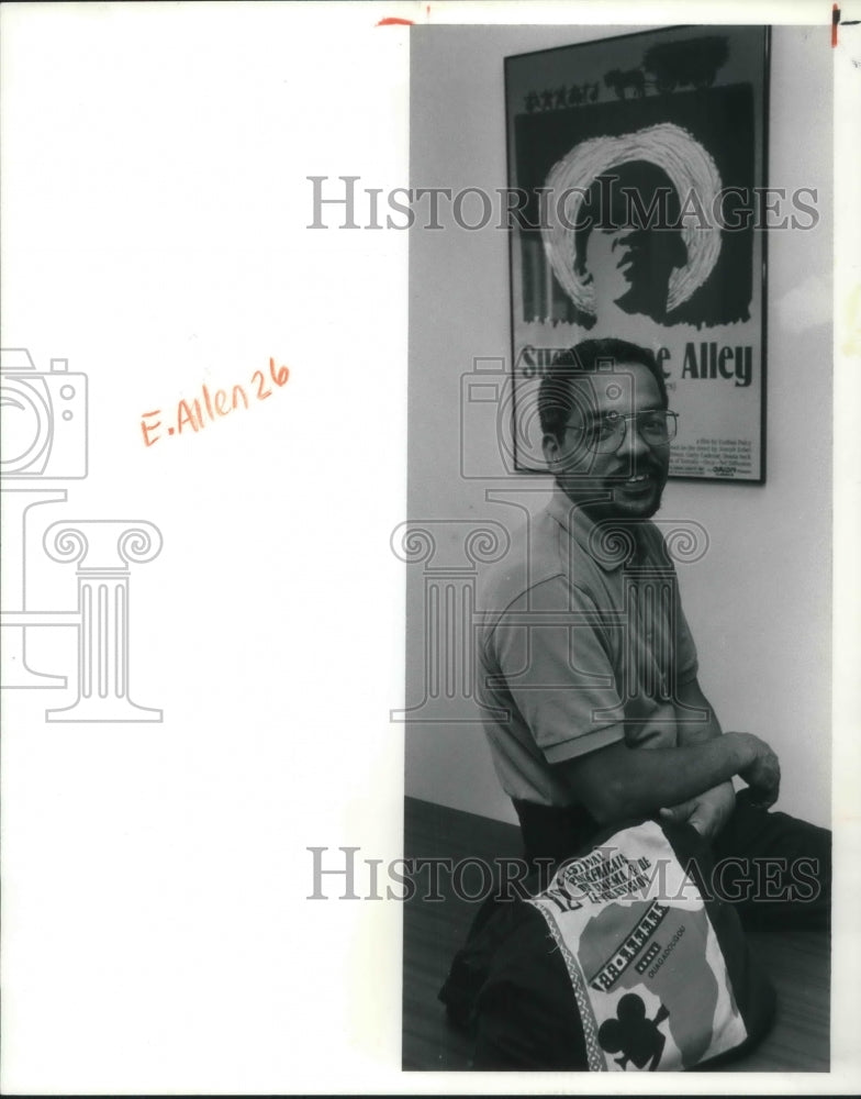 1991 Press Photo Communications Professor Austin Allen at Cleveland State Univ- Historic Images