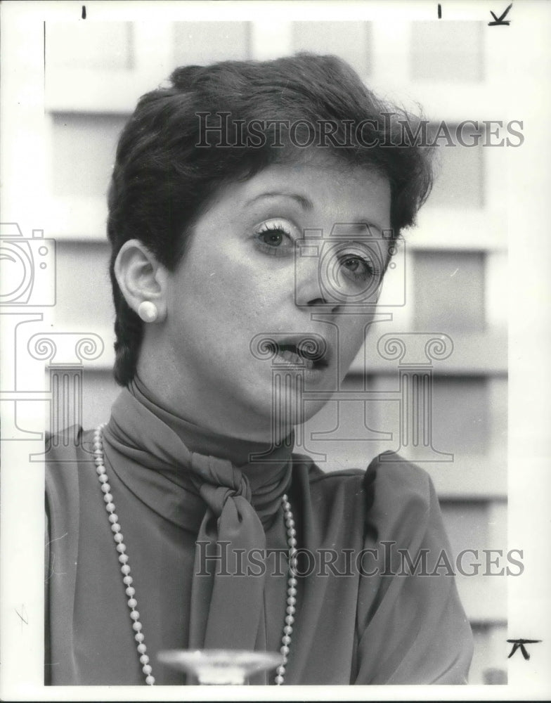 1984 Press Photo Kathleen Arnold-Sheeran of Teen Health Clinic- Historic Images