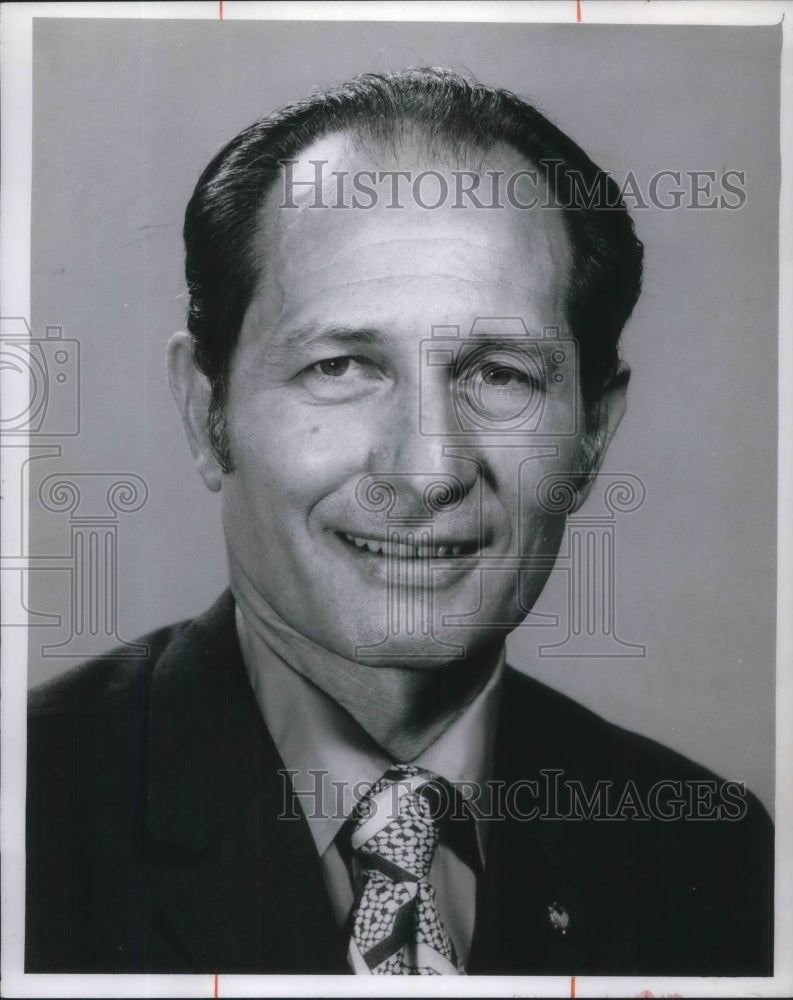 1971 Press Photo Alfred Aiello Small Boat Operator- Historic Images