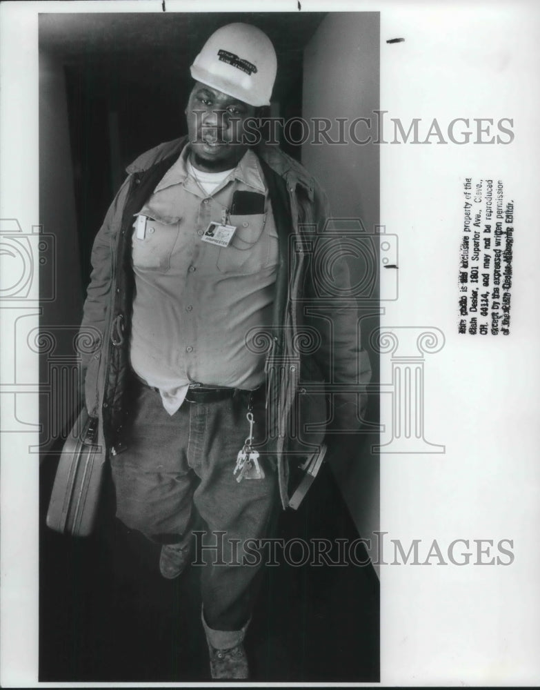 1989 Press Photo Arthur Armprester- Historic Images