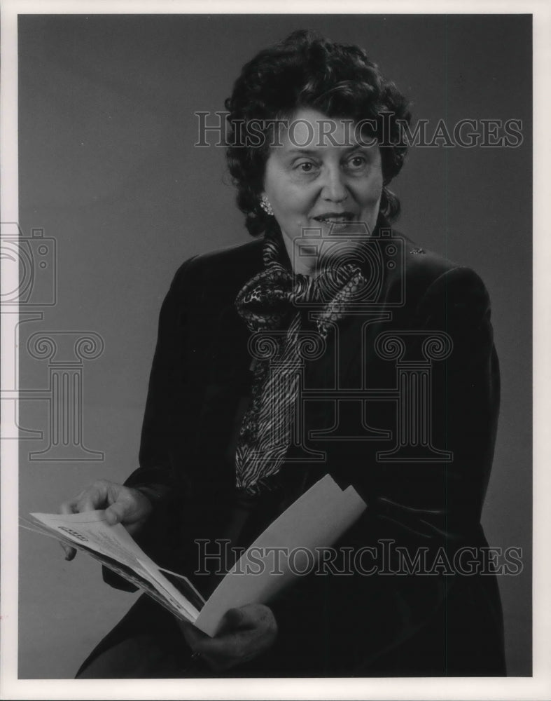 1991 Press Photo Jennie Bouchar, Director of Senior Ethic - Historic Images