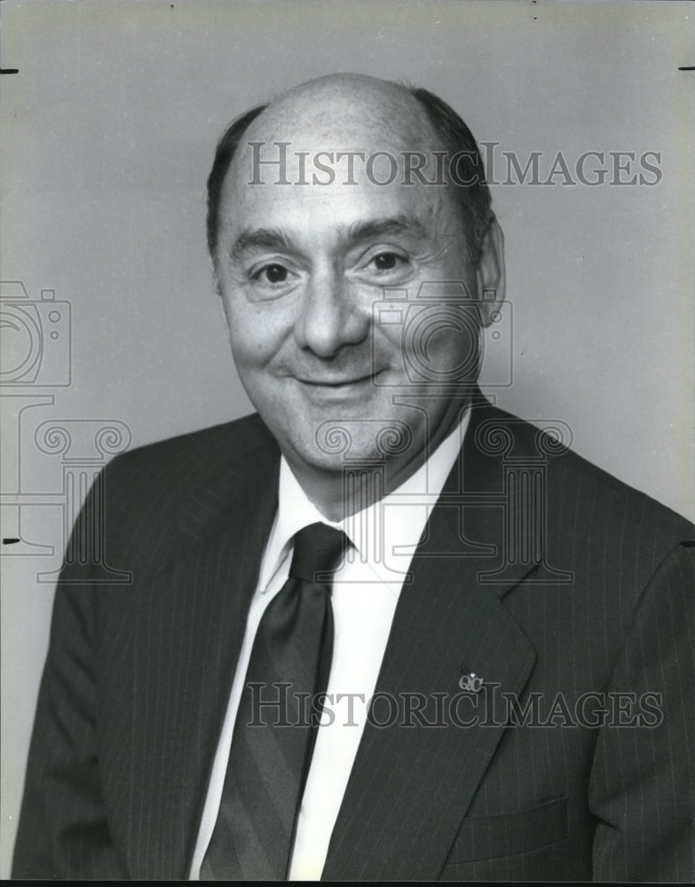 1989 Press Photo Mike Bass of Mike Bass Ford in Lorain- Historic Images