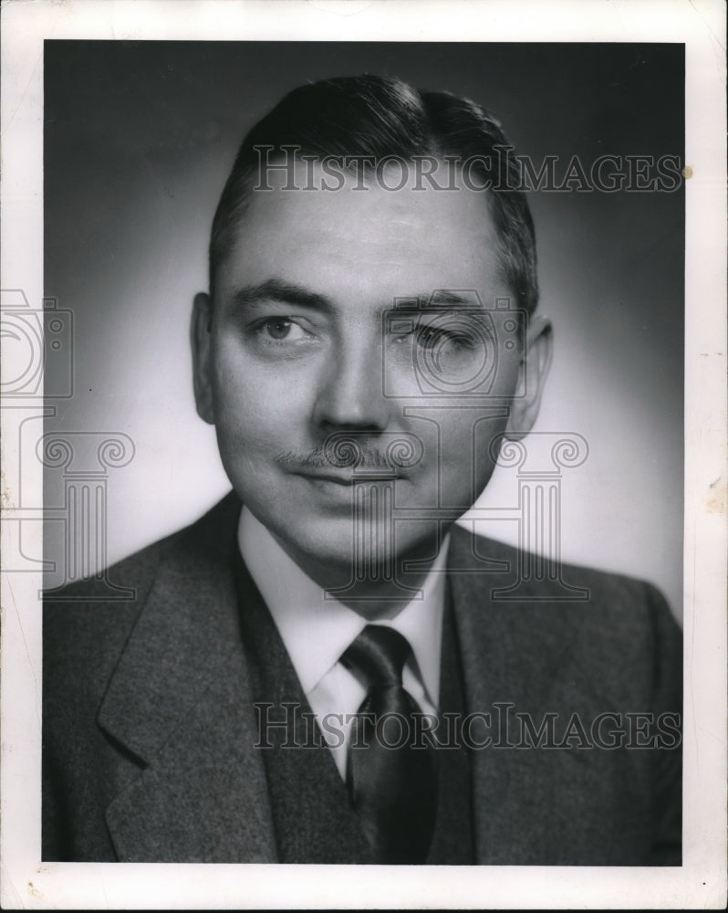 1965 Press Photo Marvin J. Barloan professor of Economics- Historic Images