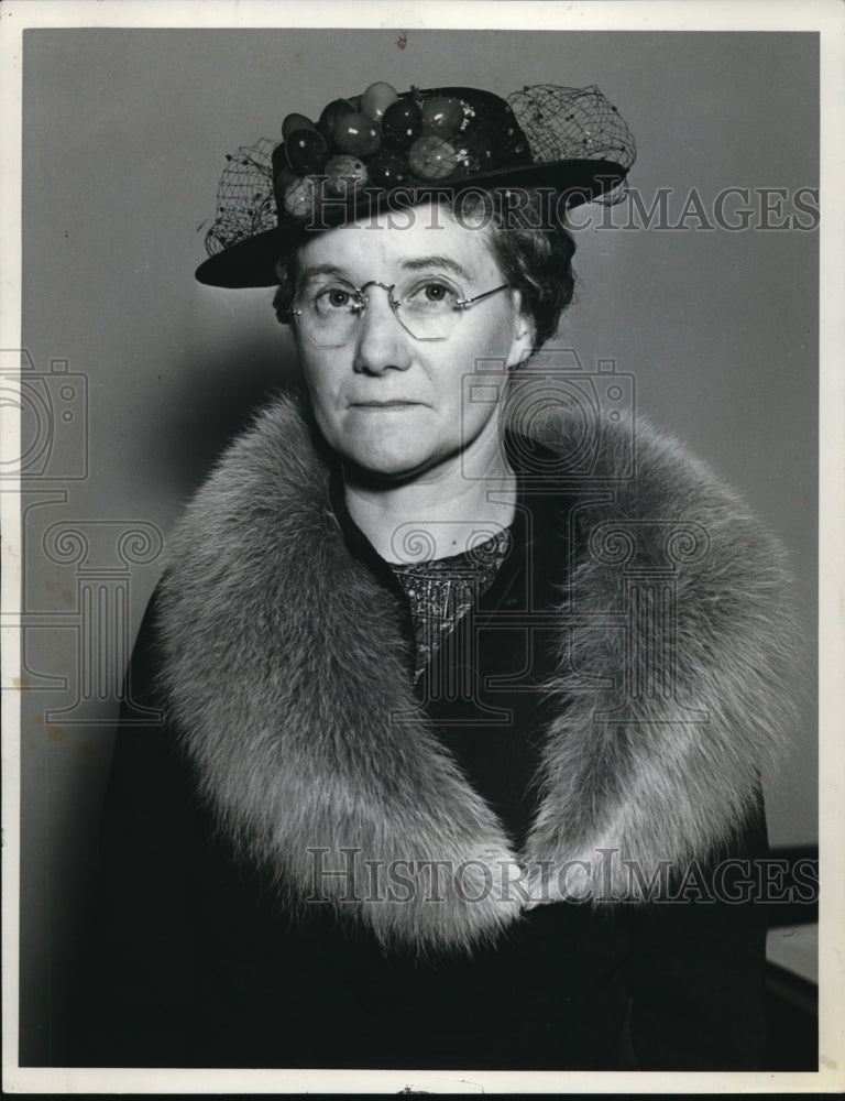 1937 Press Photo Mrs Carl Baumgarden - Historic Images