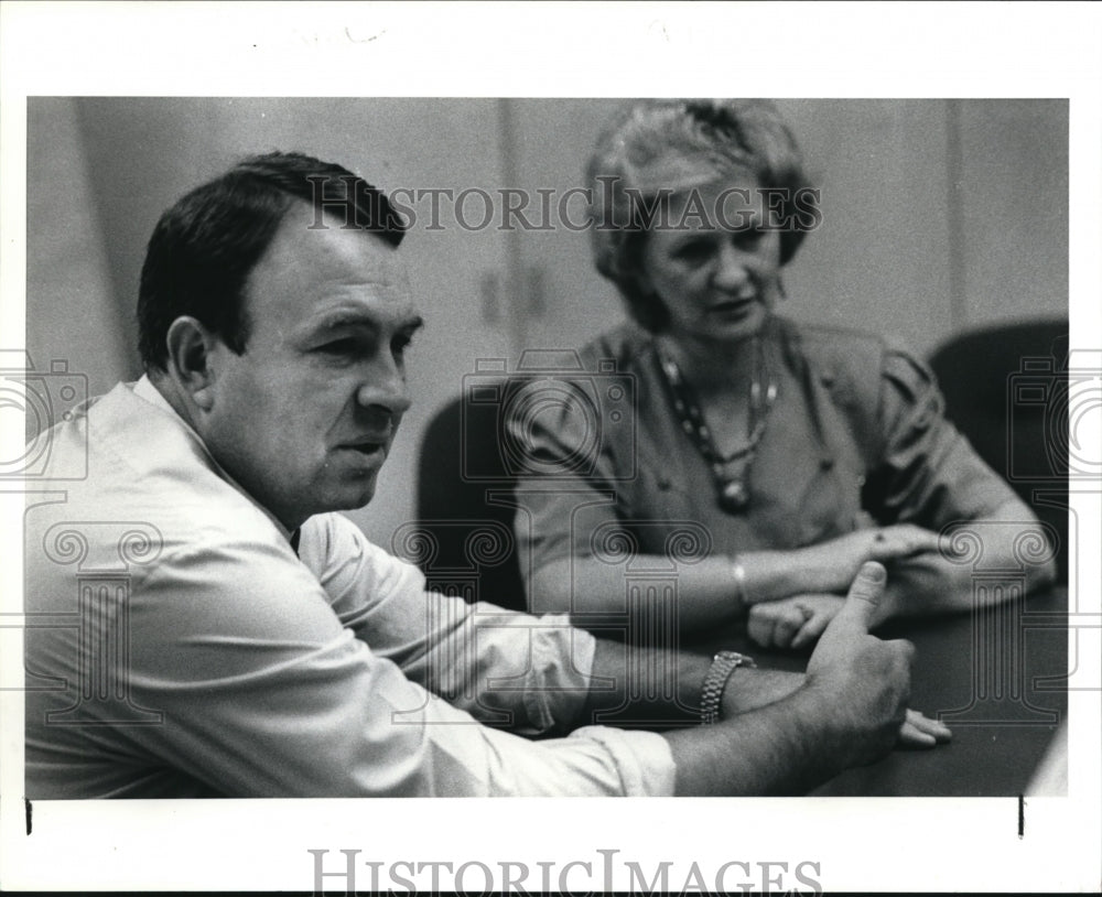 1991 Press Photo Yuri Chekhov, Mayor of our Sister City Volgograd- Historic Images