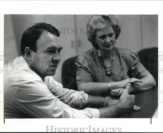 1991 Press Photo Yuri Chekhov, Mayor of our Sister City Volgograd- Historic Images