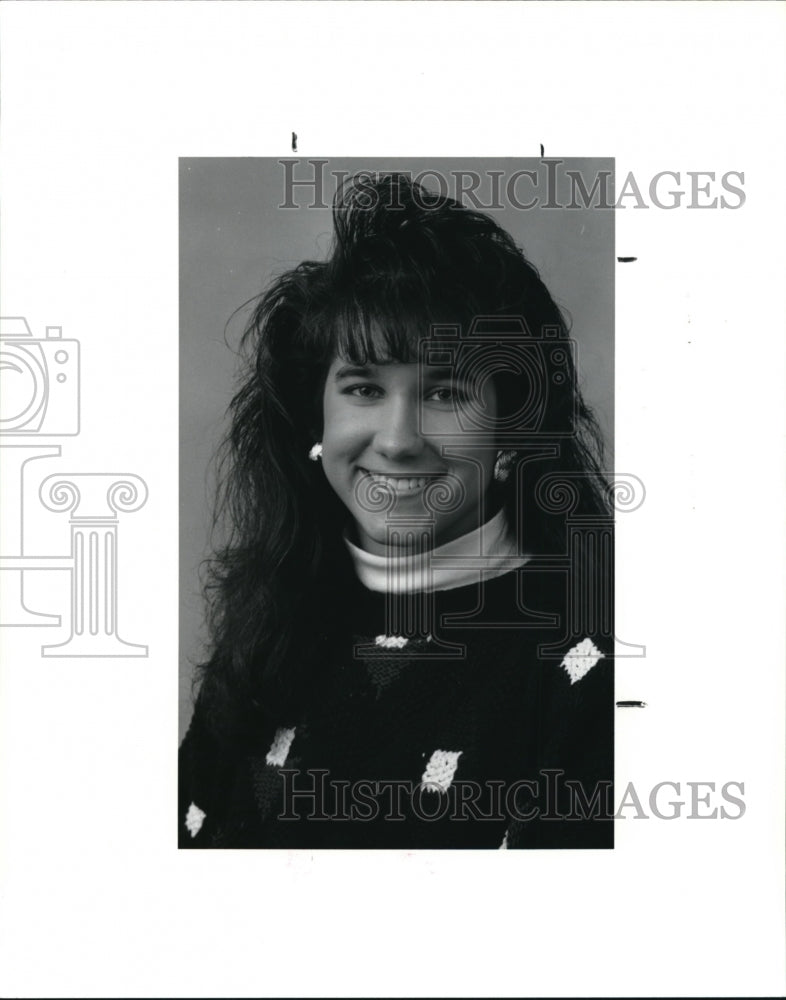 1991 Press Photo Stacy Buttari of Willoughby Ohio Young Woman of the Year Schola- Historic Images