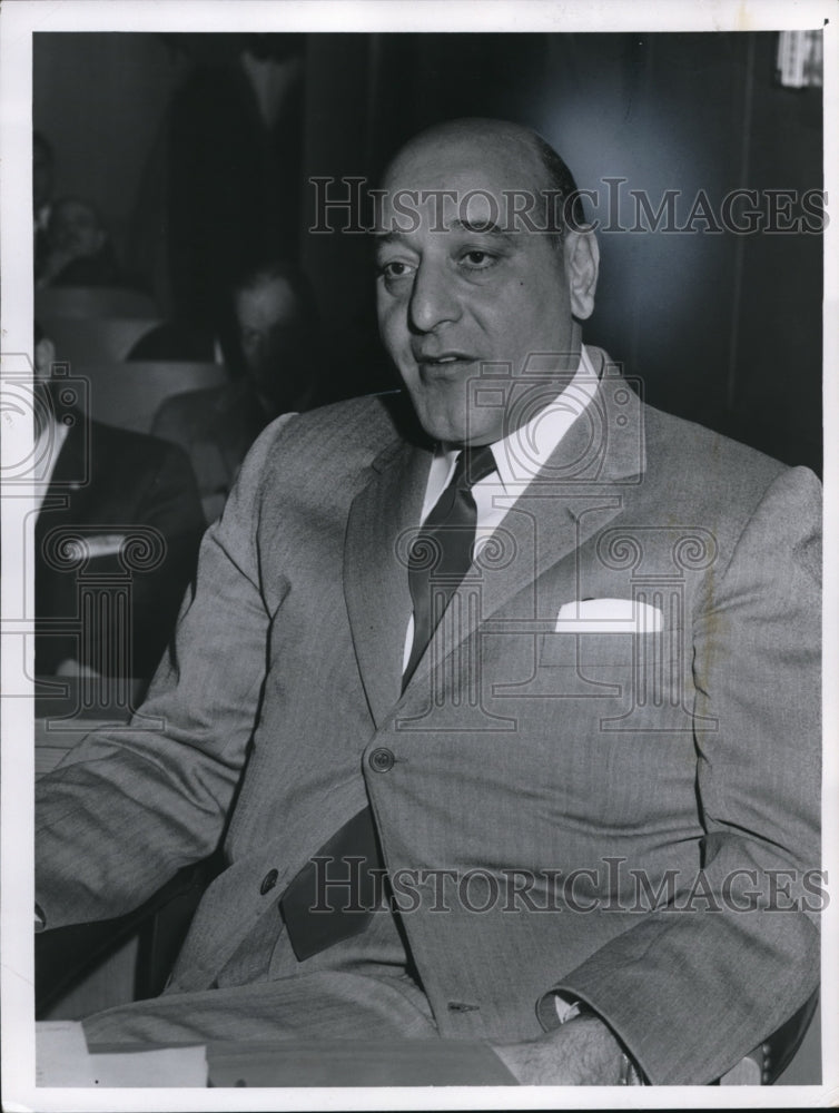 1959 Press Photo Mayor Frank Celeste Lakewood Ohio- Historic Images