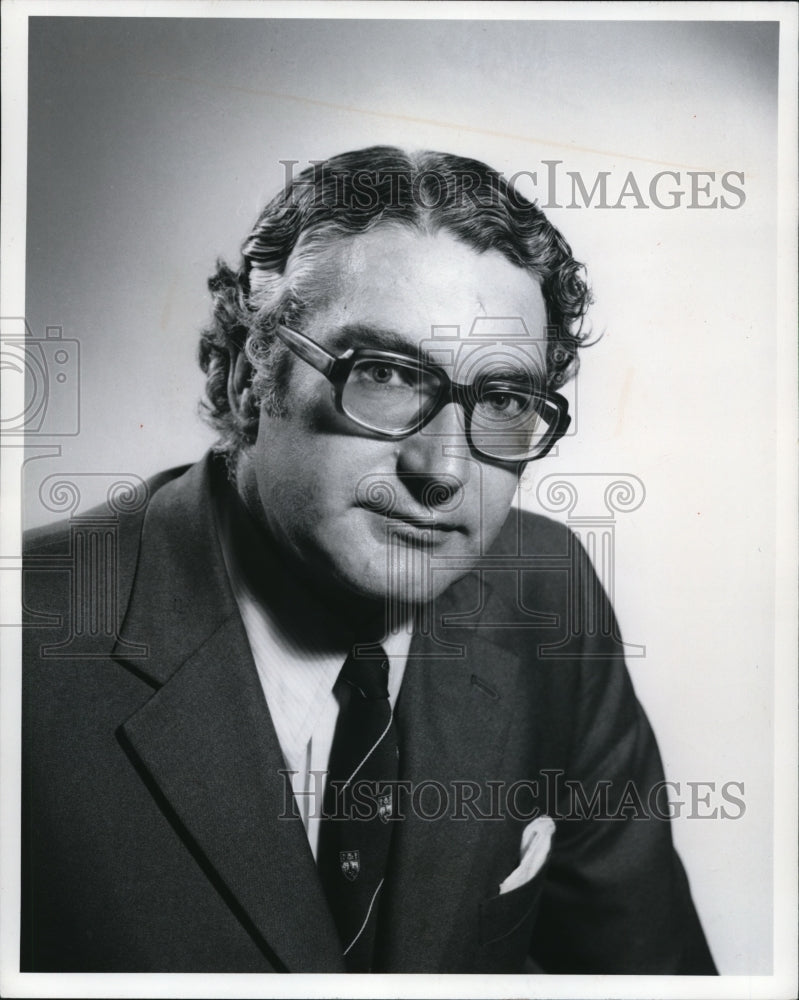 1975 Press Photo Michael GB Coultas Austrailian Deputy Courosoul General - Historic Images