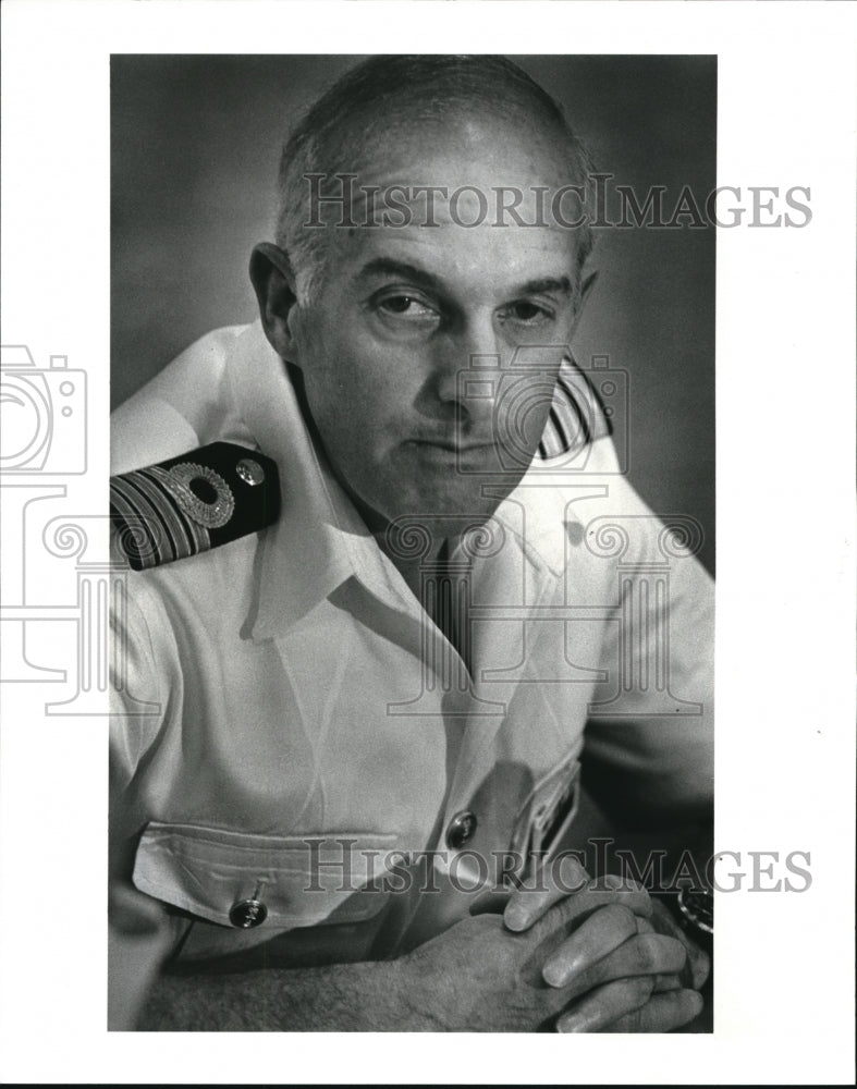 1967 Press Photo Capt. Bill Davis of the HMS Fife- Historic Images