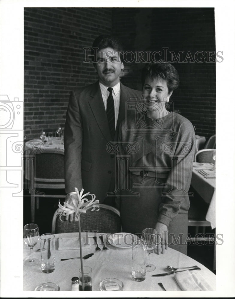 1986 Press Photo Ralph Diorio and wife Denise Marie Fuso at Sammys - Historic Images