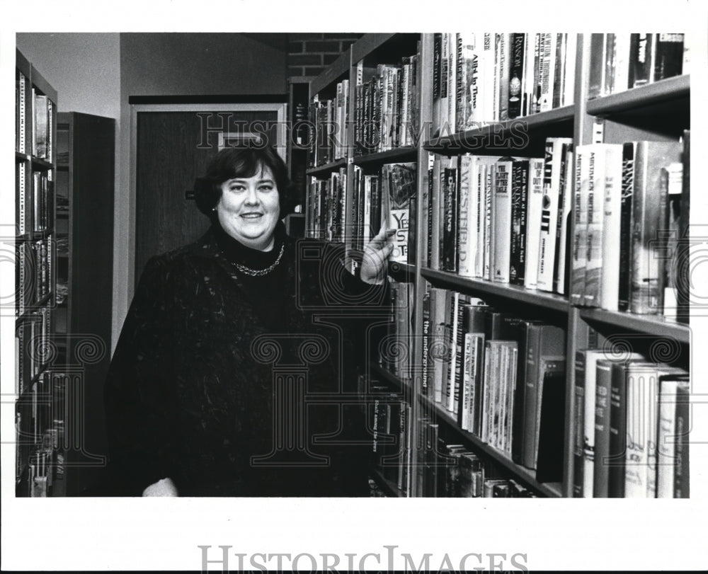 1989 Press Photo Judith Coleman Library Director that has been name - Historic Images