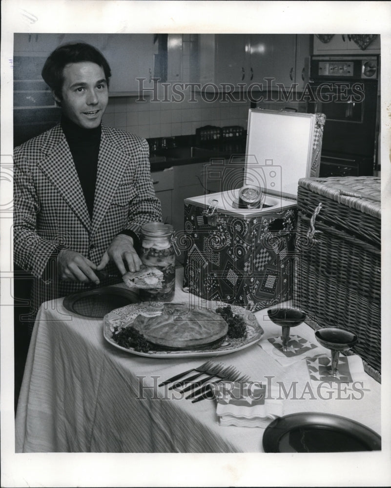 1972 Media Photo Chef David Drummond- Historic Images