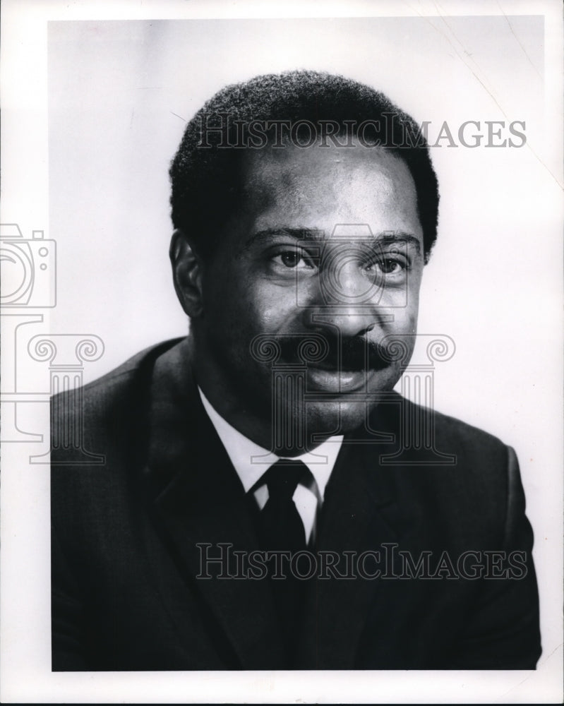 1971 Press Photo Albert D. Cunningham VP  of Suburban Citizen fro Open Housing.- Historic Images