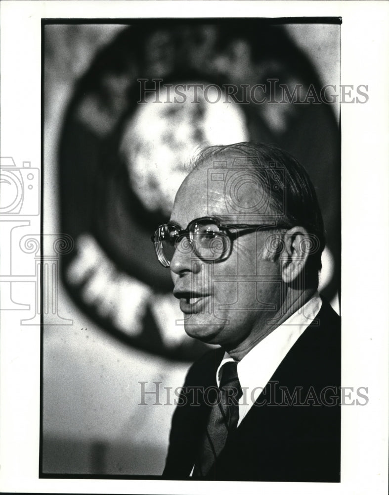 1986 Press Photo Rev Paul Crowl Jr - Historic Images