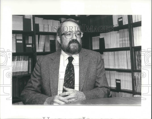 1983 Press Photo Fred De Seers, waste expert- Historic Images