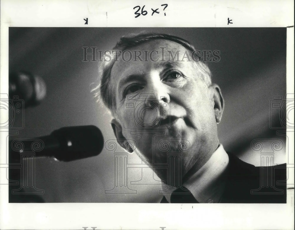 1985 Press Photo Justice Andrew Douglas of Ohio Supreme Court- Historic Images