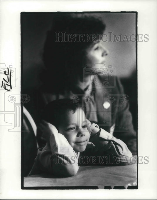 1984 Press Photo George Dean Make A Wish Marriott Hotel During News Conference- Historic Images