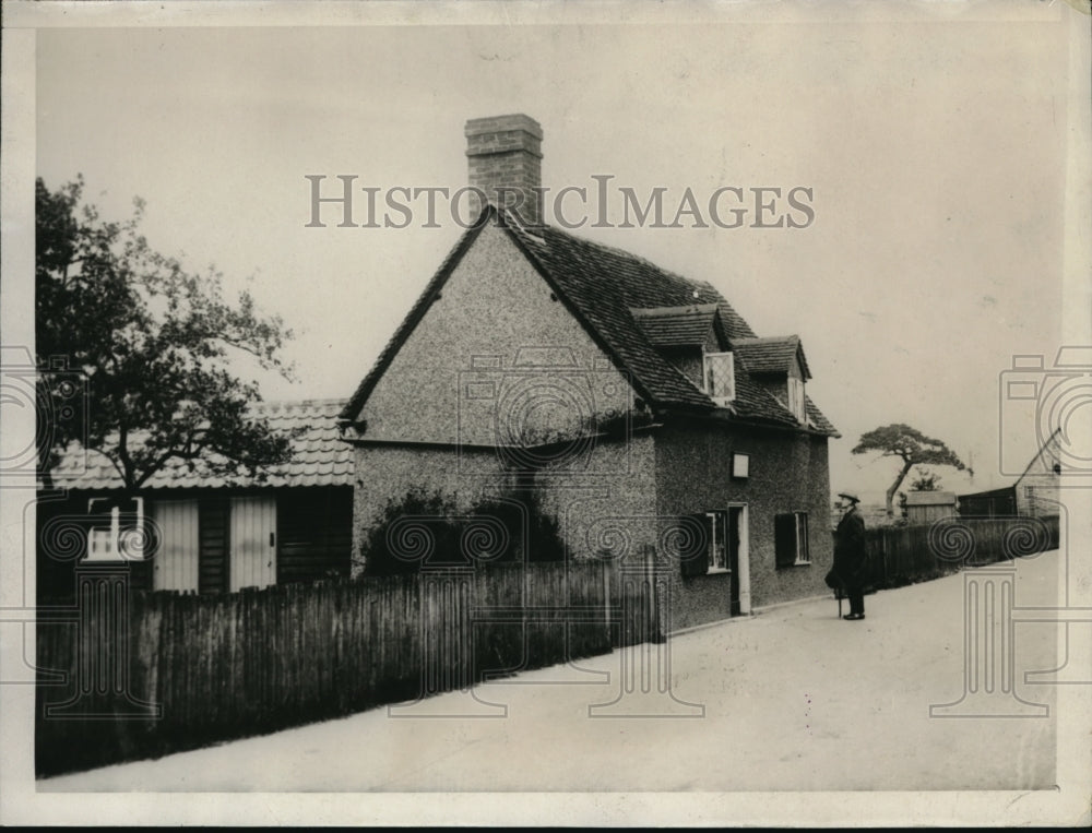 1928 Press Photo John Bunyan, famous poet &amp; author&#39;s home in Bedford, England- Historic Images