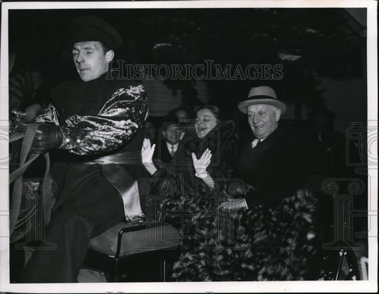 1962 Press Photo Mrs. Cyrus Eaton and husband riding in Troika - cva10853- Historic Images