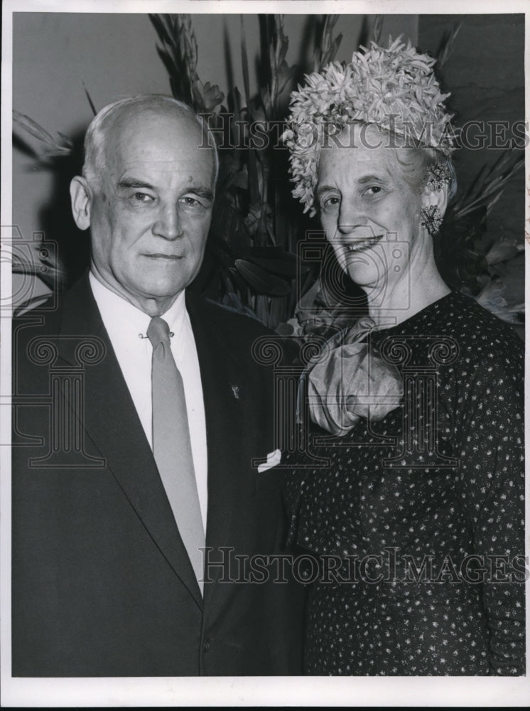 1957 Press Photo Associate Justice Harold H. Burton and Mrs. Burton- Historic Images