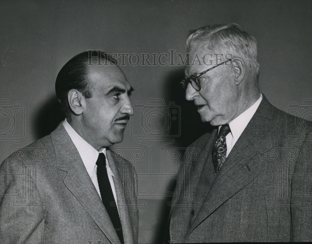 1962 Press Photo Mayor Celebrezze and Major Jack Berry- Historic Images