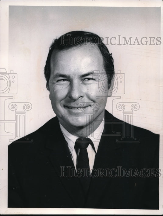 1969 Press Photo Ed Fracker - cva11813- Historic Images