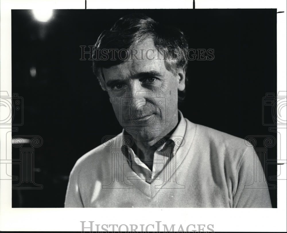 1990 Press Photo Dennis Goulden TV Producer - Historic Images