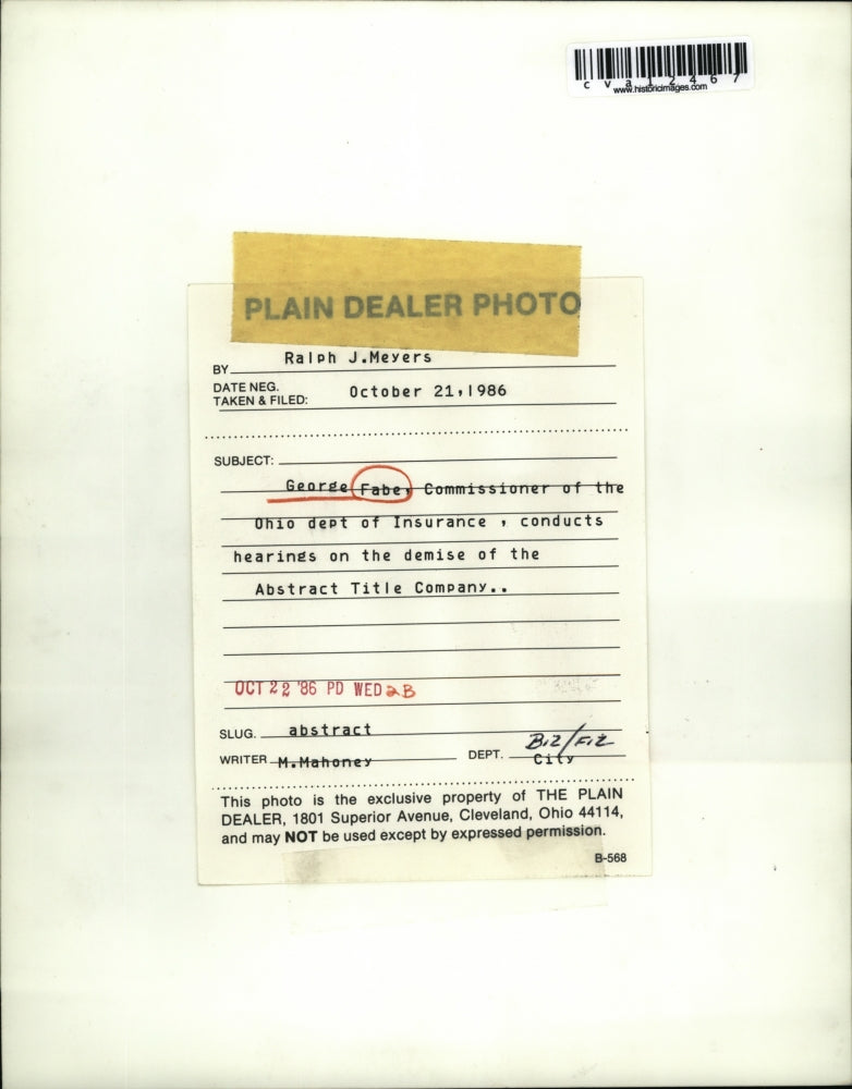 1986 Press Photo George Fabe at Hearing on Demise of Abstract Title Company