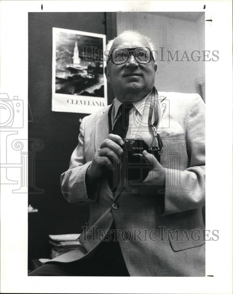 1985 Press Photo Tibor Gasparak Photographer - Historic Images