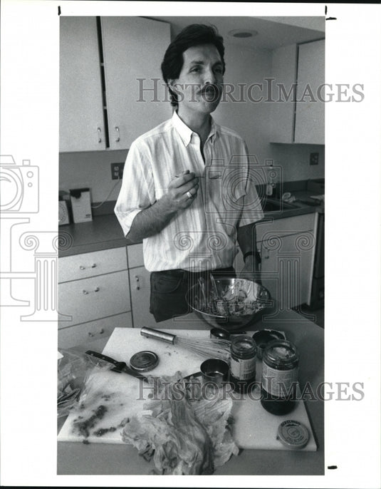 1990 Press Photo Profile Trapper Jack Elliot air personality of WLTF-FM 106.5 - Historic Images