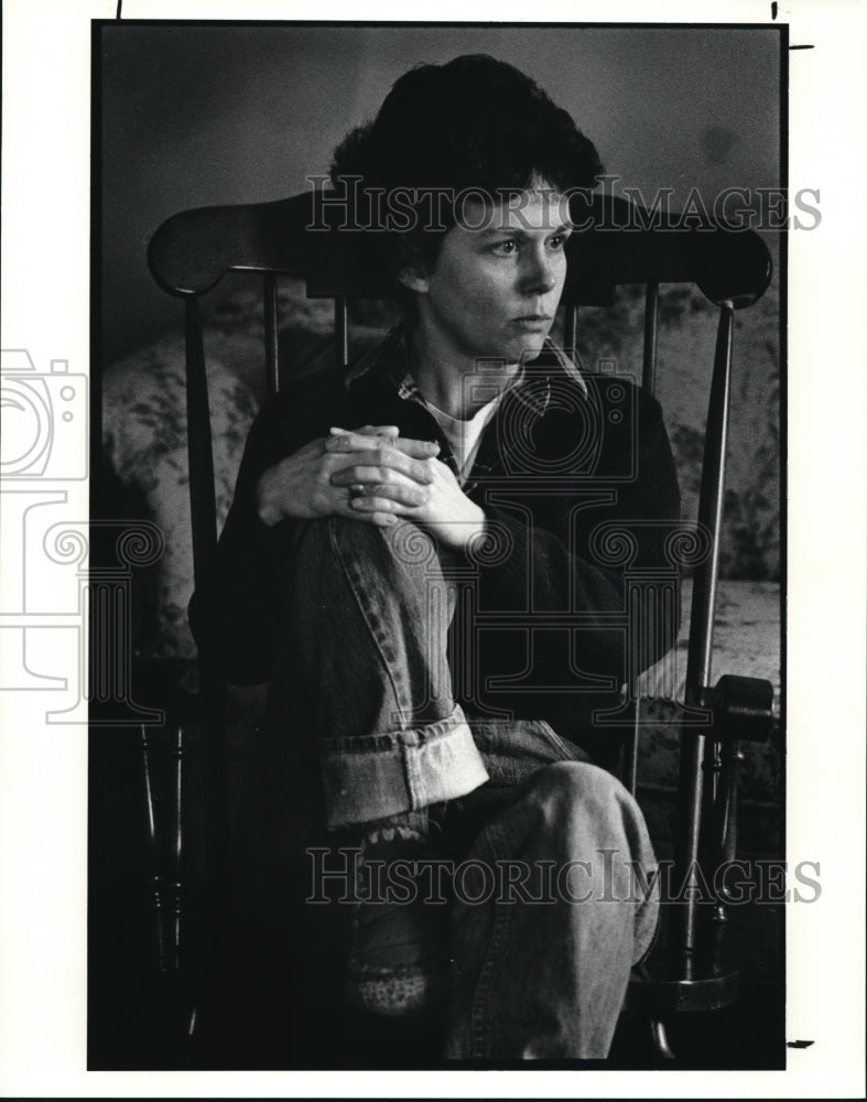 1990 Press Photo Playwright Mary Gibson will have two plays staged at Dobama- Historic Images