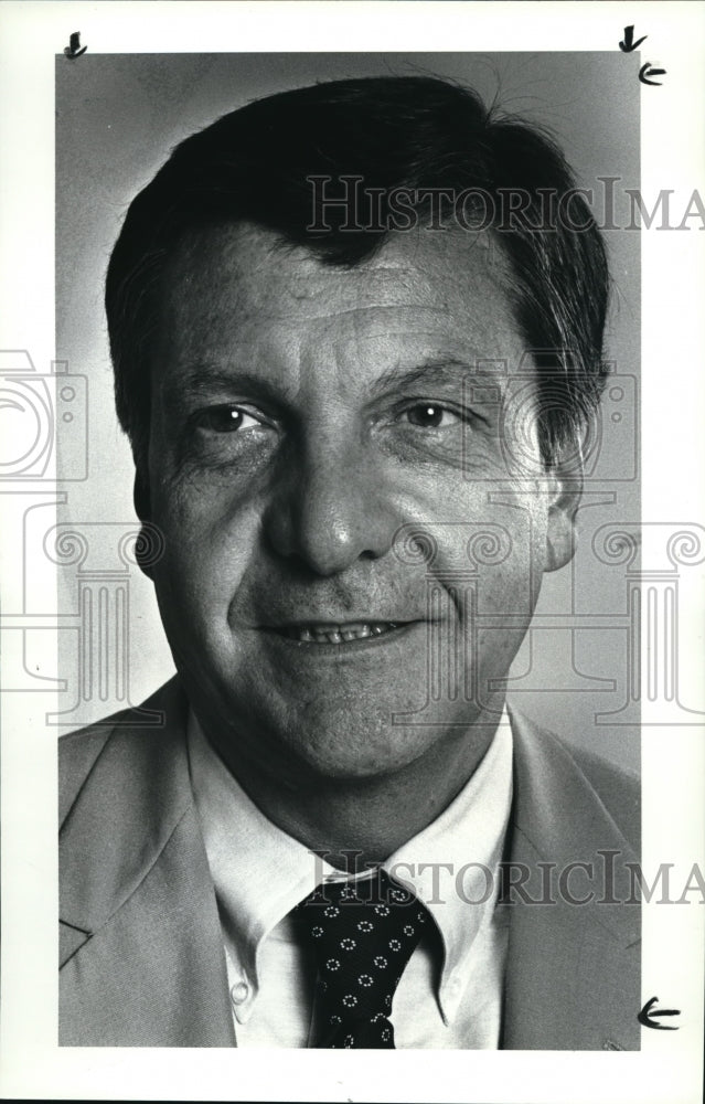 1985 Press Photo George Gori is the vice president of Schmid Laboratories- Historic Images