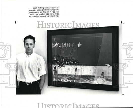 1988 Press Photo Juan Gonzales with his art work- Historic Images