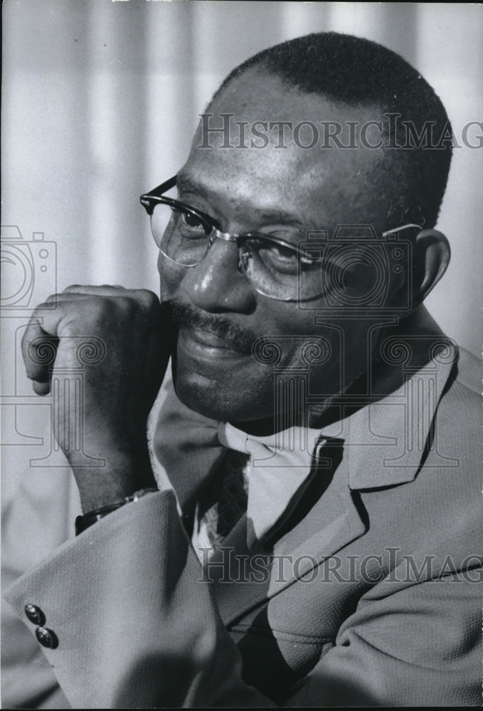 1973 Press Photo Clayton H Harris- Historic Images