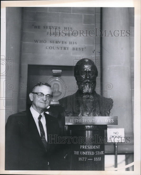 1966 Press Photo Watt P. Marchman curator - Historic Images