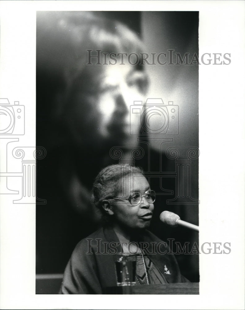 1986 Press Photo Ruth Hill, coordinator of Radcliffe&#39;s black women- Historic Images