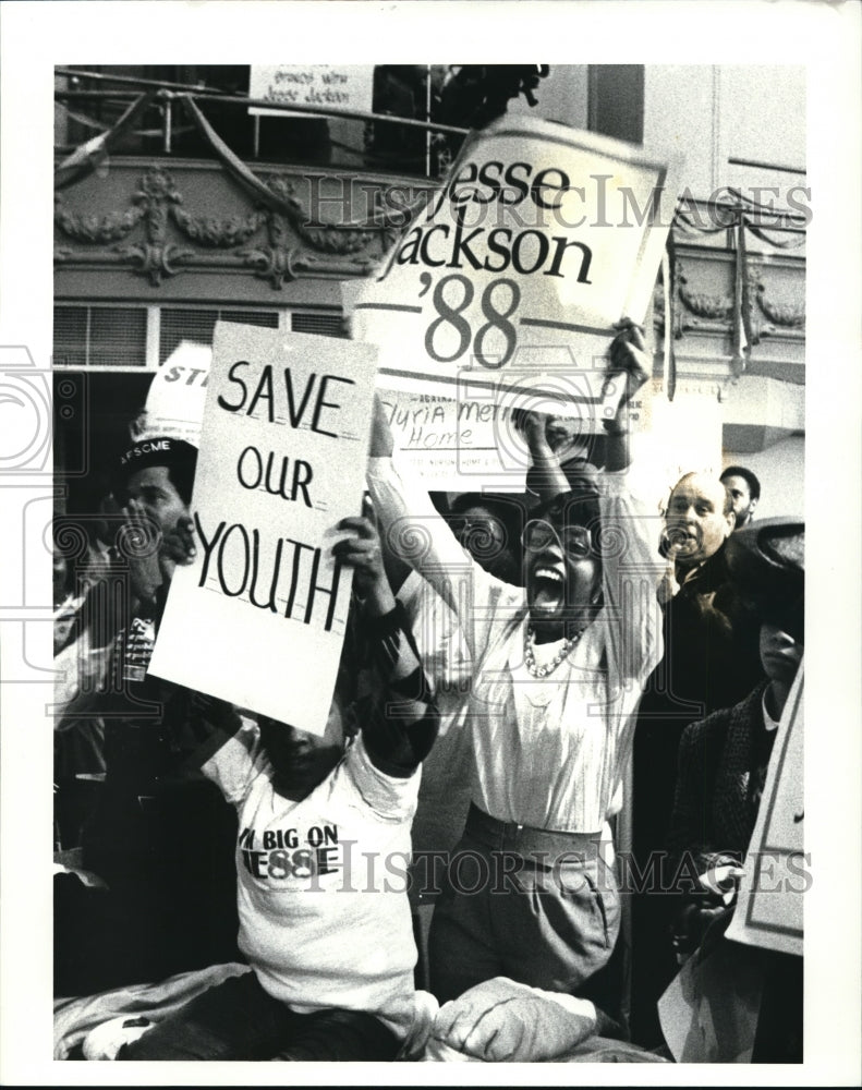 1988 Press Photo Jesse Jackson at the Engineer&#39;s Hall Rally- Historic Images