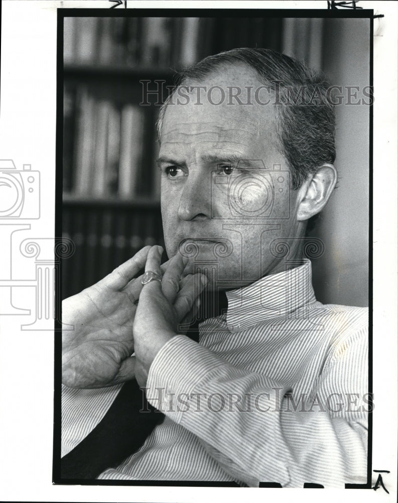 1987 Press Photo Robert B. Hurton, Chief Executive Officer Standard Oil Company- Historic Images