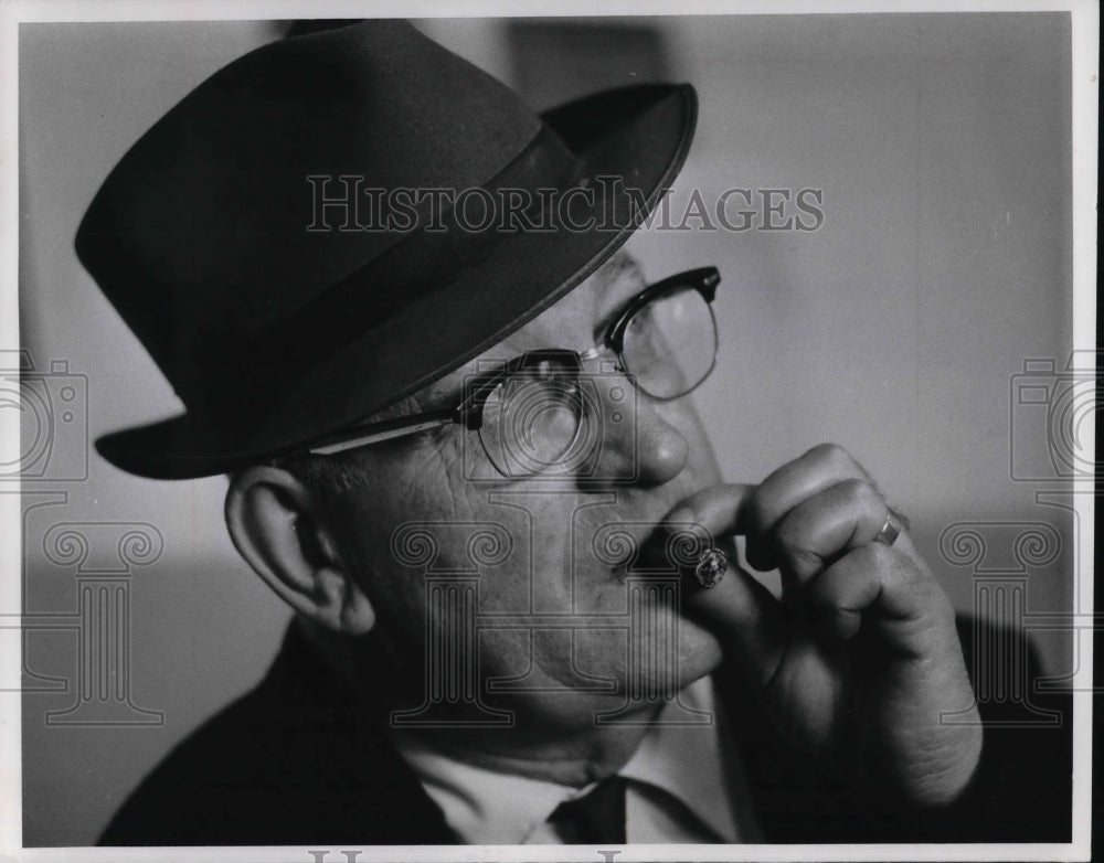 1971 Press Photo Mon Road Railroad President, Monte Holm of Moses Coulee- Historic Images