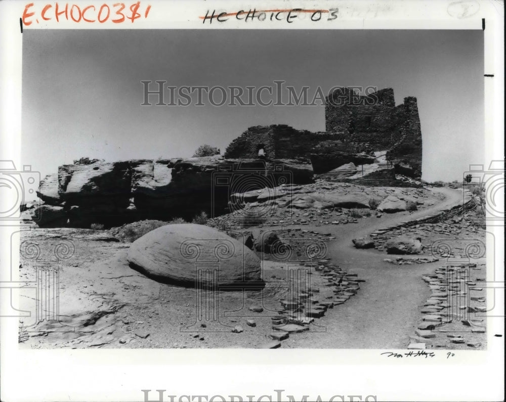 1991 Press Photo Keepers of the Way by Nicholas Hlobeczy- Historic Images