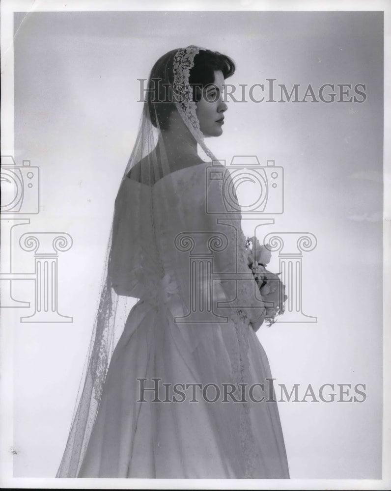 1962 Press Photo Ellen Newell Bryan of Shaker Heights married to BA Tozzer Jr.- Historic Images