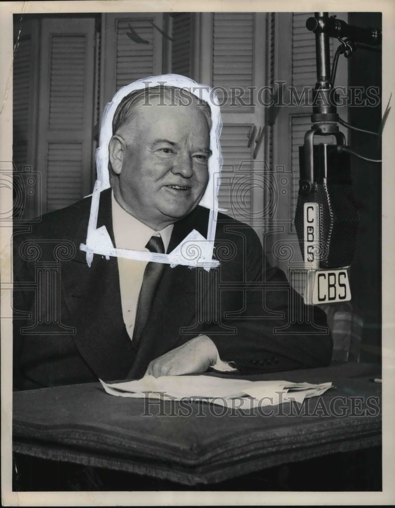 1949 Press Photo Former President Herbert Hoover in a series of broadcasts- Historic Images