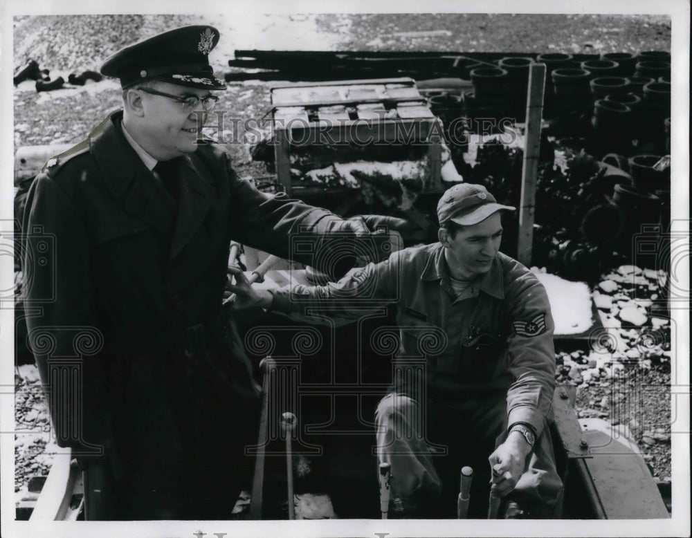 1962 Press Photo Etain Rouvres Air Base Commander Lt. Col. Donald S. Keck- Historic Images