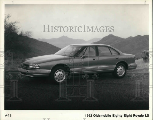 1991 Press Photo 1992 Oldsmobile Eighty Eight Royale LS Autos model- Historic Images