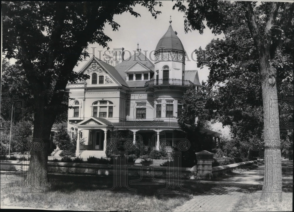 1936 Press Photo Gov. Alf M. Landon&#39;s home near the Topeka State Capitol- Historic Images