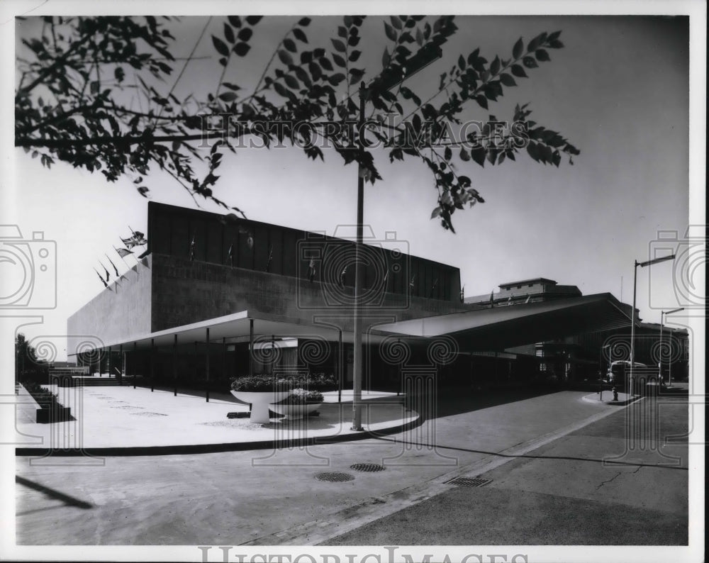 1962 Press Photo O'Keefe Center for performing Arts in Toronto Canada.